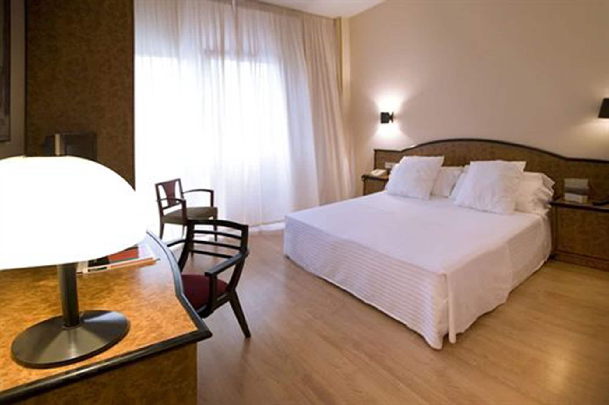 Hotel Air Penedes Vilafranca del Penedes Bagian luar foto