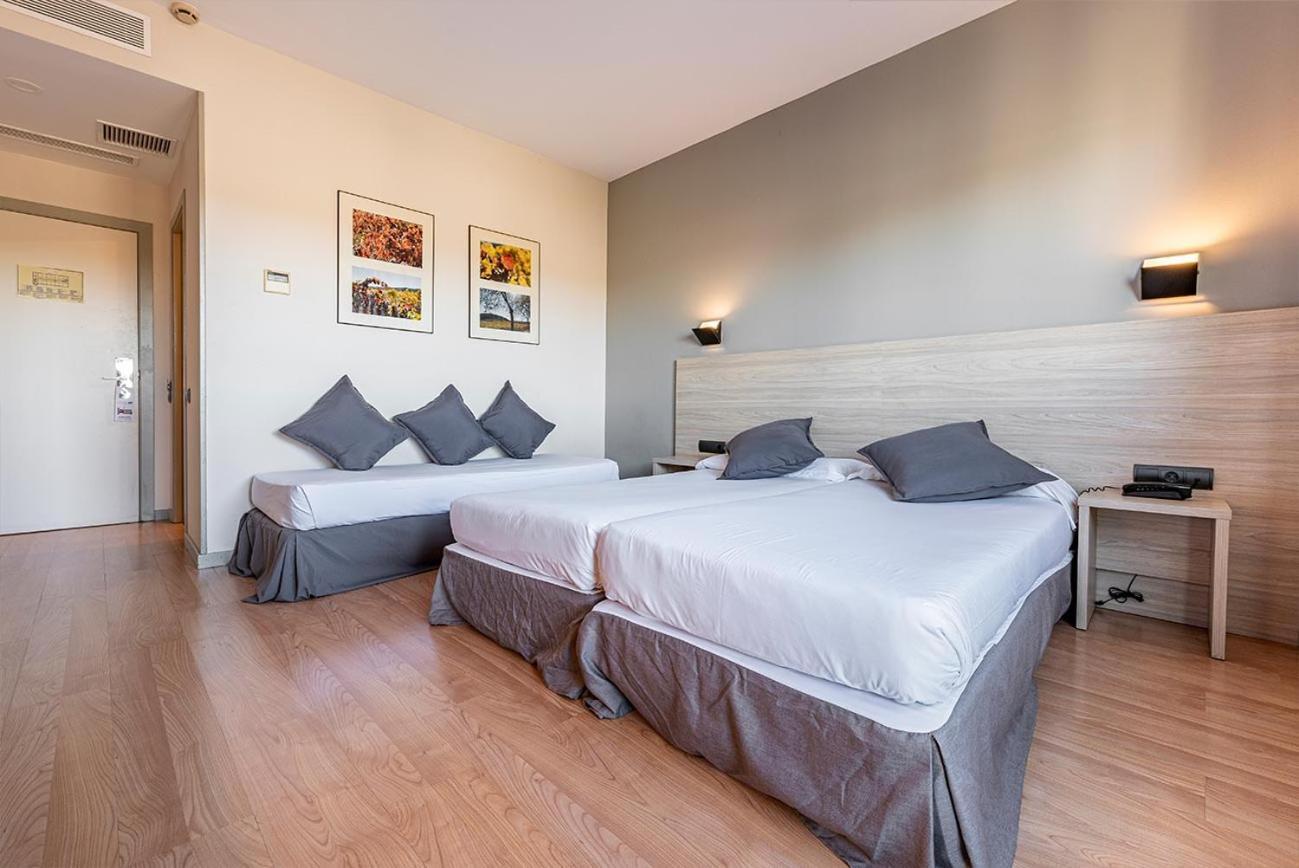 Hotel Air Penedes Vilafranca del Penedes Bagian luar foto