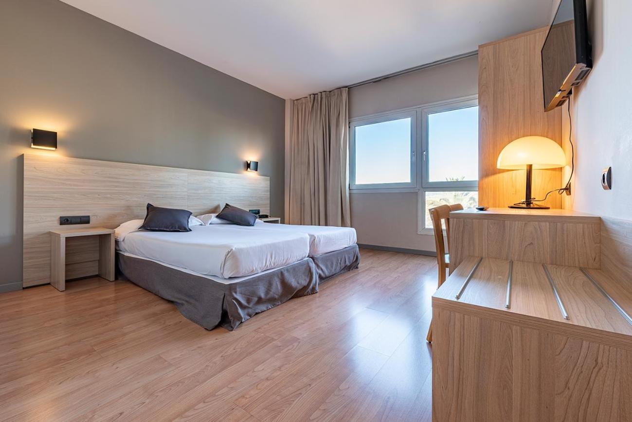 Hotel Air Penedes Vilafranca del Penedes Bagian luar foto