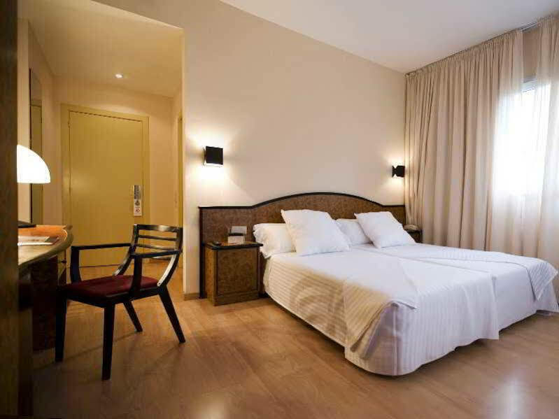 Hotel Air Penedes Vilafranca del Penedes Bagian luar foto